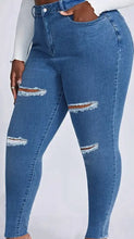 Load image into Gallery viewer, Sliced Plus Size Jeans
